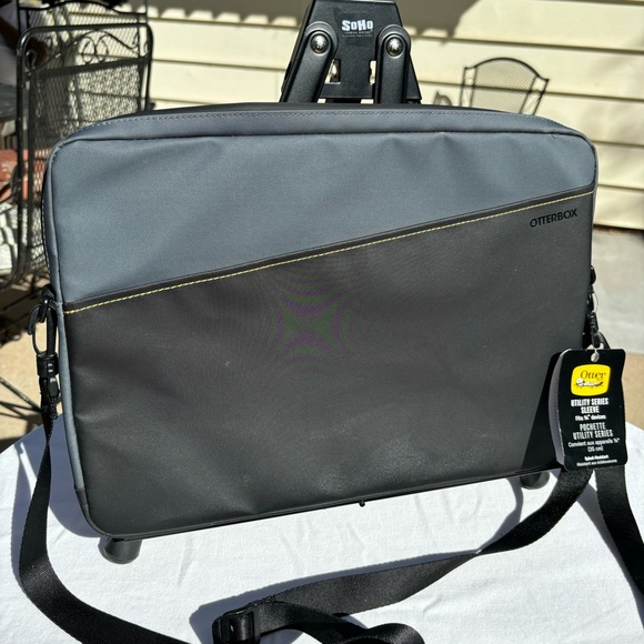 OtterBox Utility Series - Notebook sleeve - 14" - black - Picture 6 of 10